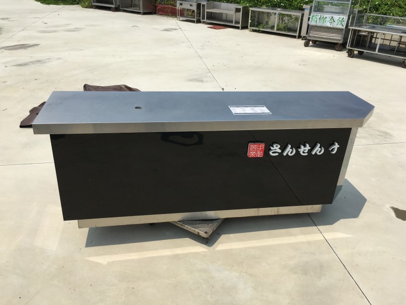 八尺七門面吧檯