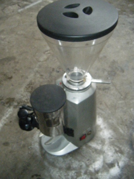 現磨現取磨豆機