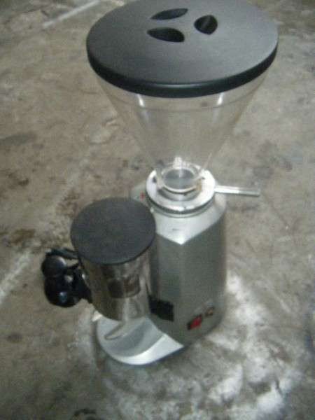 現磨現取磨豆機