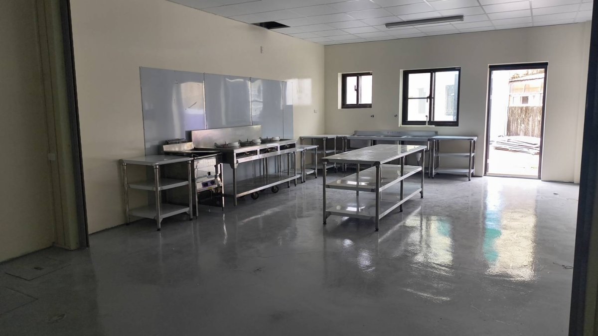 南科便當店廚房